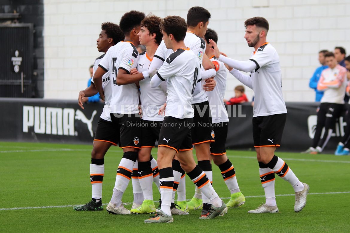 PREVIA. Valencia y Barça, a por un adiós digno de la Youth League