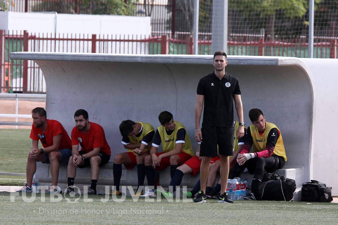 Carlos Ortí cesado en el CDJ Picanya tras ganar al Elche B