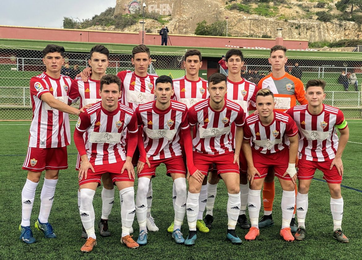 CRÓNICA DH4. El Málaga tumba al Sevilla y anima la lucha por la Liga