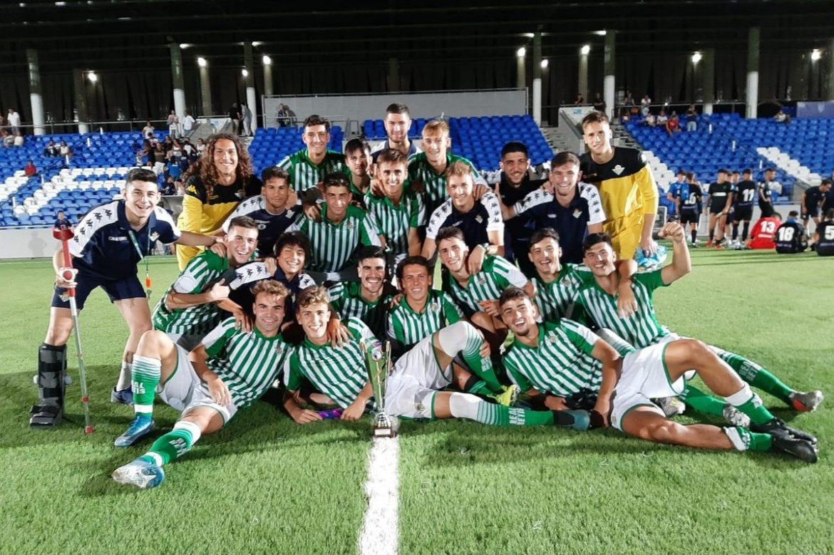 betis-campeon-lucecor El Betis reedita el título de campeón en el torneo «Torre del Moral»