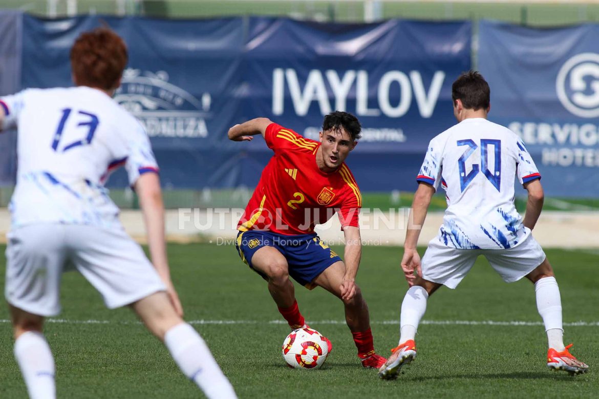 El Torneo Pinatar Arena prueba a España sub-19