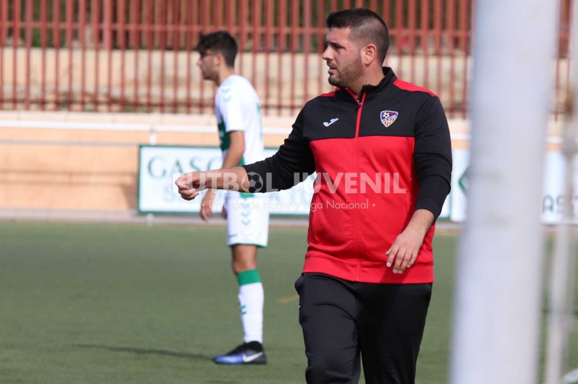 Guillem Beltrán seguirá como entrenador del Alzira