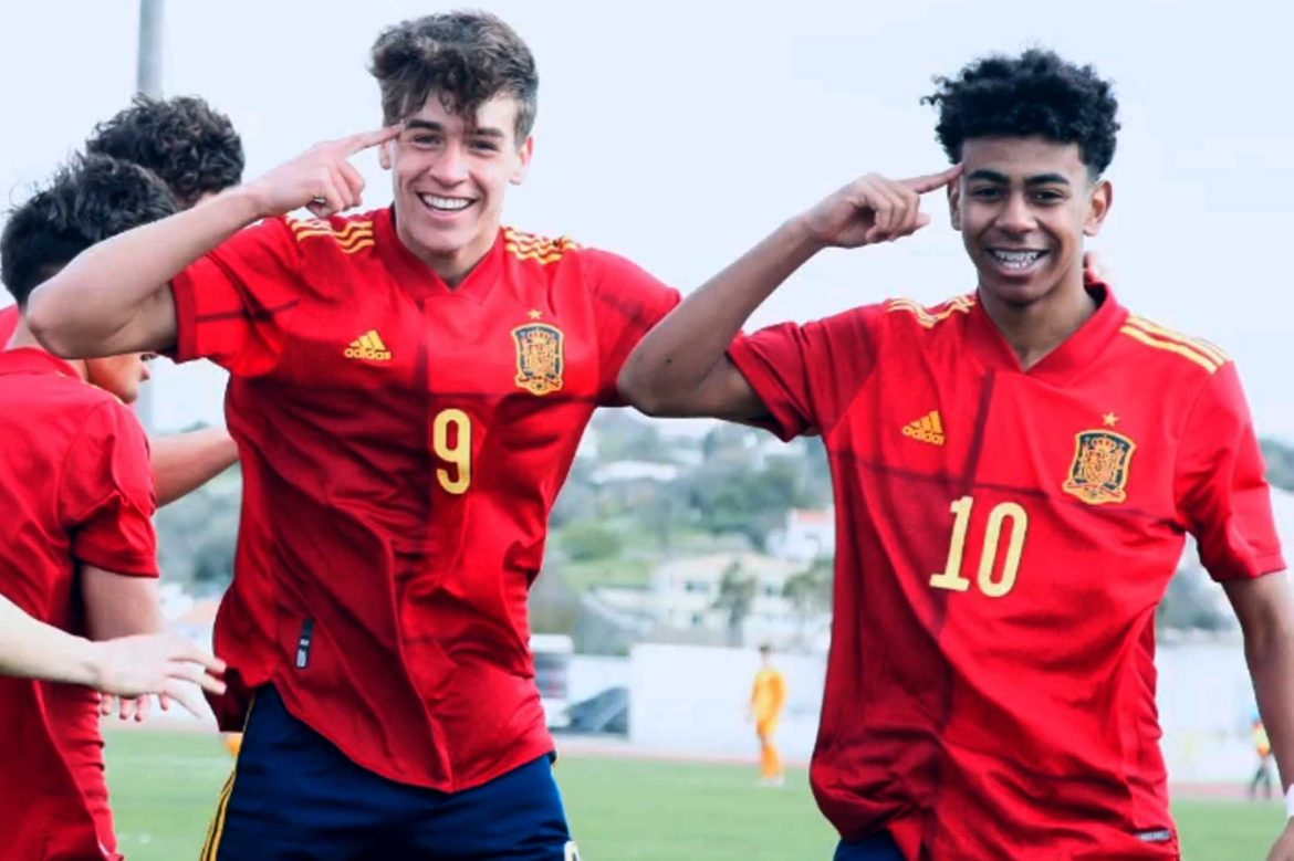 Marc Guiu y Lamine Yamal, pichichis del Europeo sub-17