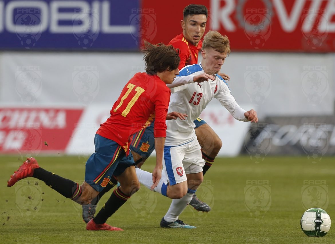 CRÓNICA | España Sub-17 coge el tren al Campeonato de Europa