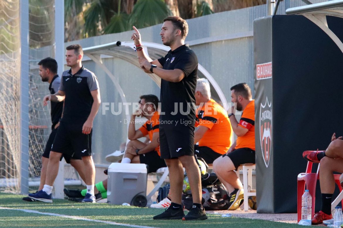 rubenbraco El Alzira destituye a Rubén Braco