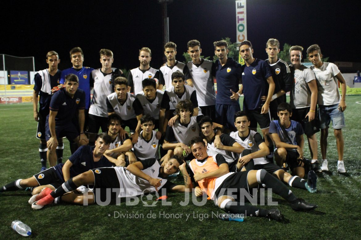 CRÓNICA | El Valencia golea al Levante y sella su pase a la final del Cotif