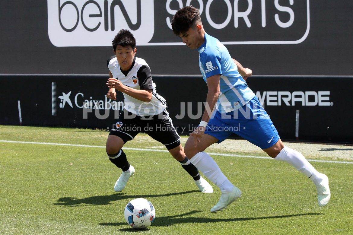 vcfmal CRÓNICA | El Valencia se adelanta en la eliminatoria al Málaga