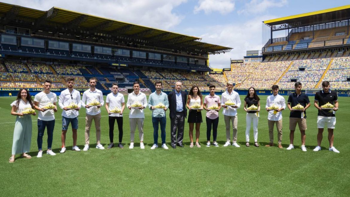 villarreal-homenaje Diez años unidos al Villarreal CF