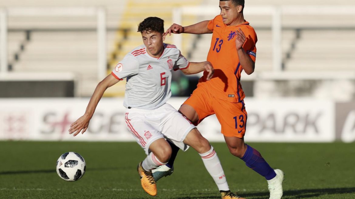 Iván Morante e Ismael Armenteros, en el once ideal del Europeo sub-17