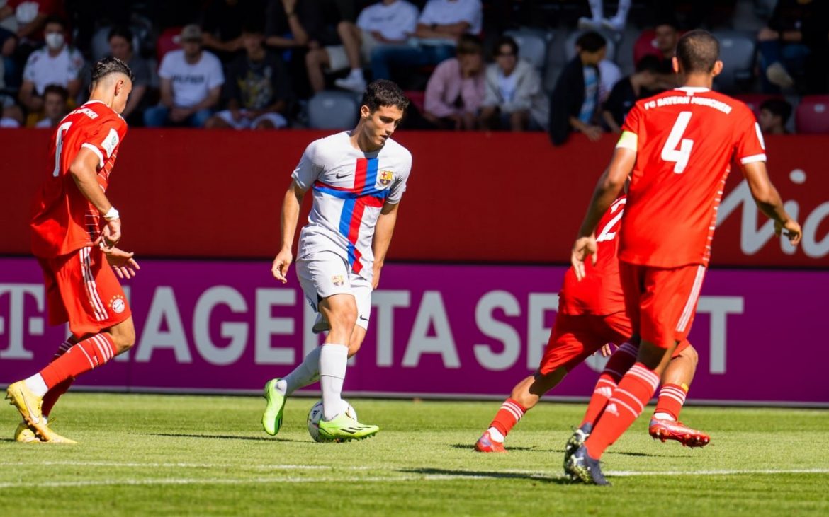 Fciea2fXEAMTLOM CRÓNICA UYL. Bayern y Barça empatan en un intenso encuentro marcado por los cambios