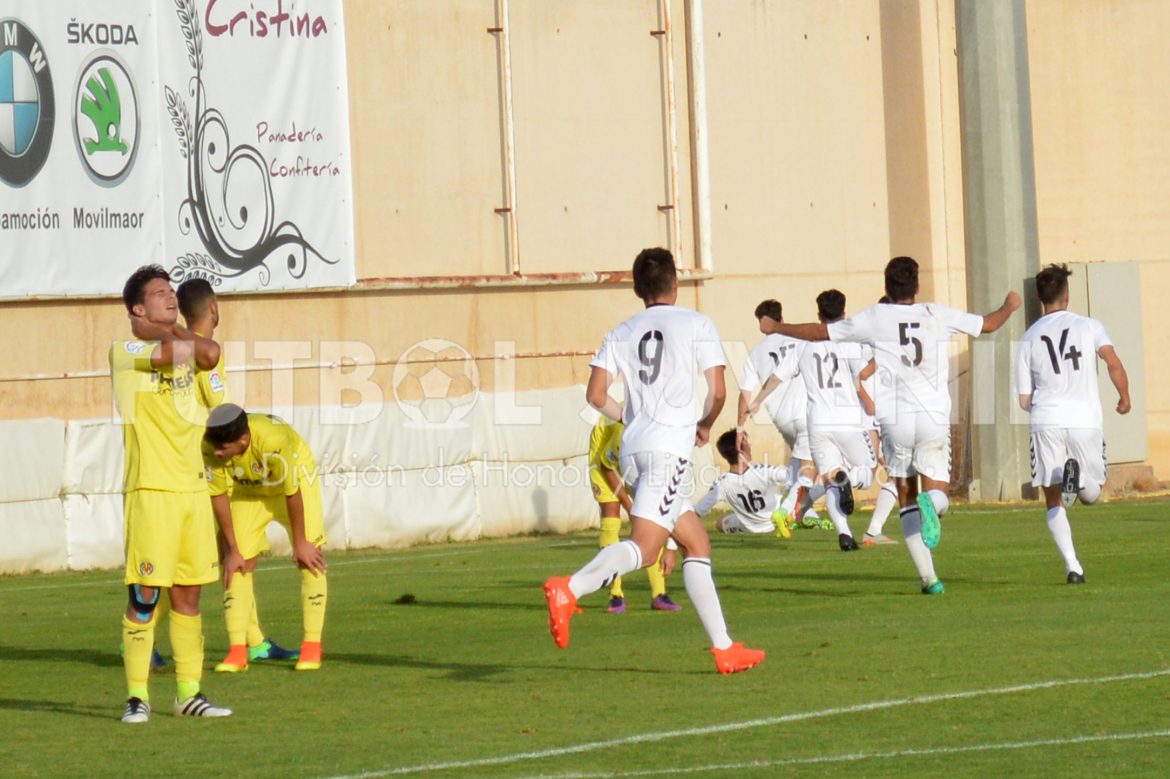 finalalbavilla La lucha en el Grupo VII se mantiene inalterable