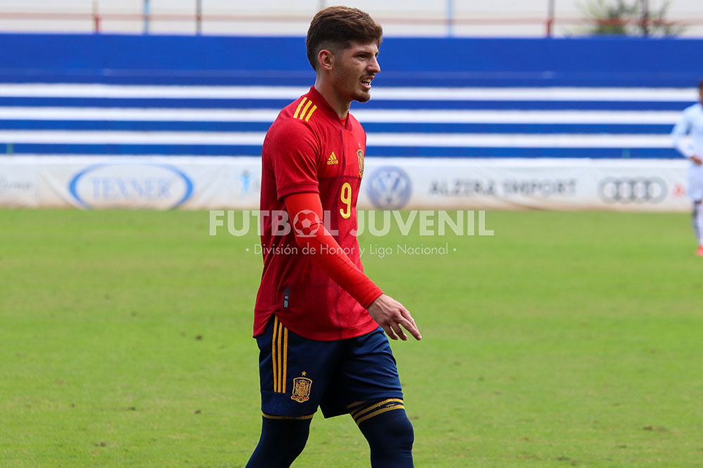 alexroja Álex Jiménez recupera galones en la selección
