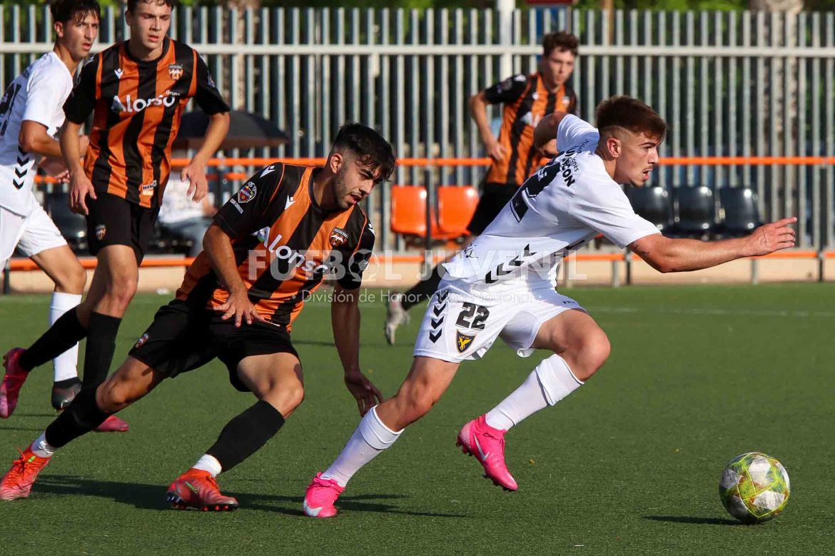 Joaquín Cánovas cierra la temporada por la puerta grande