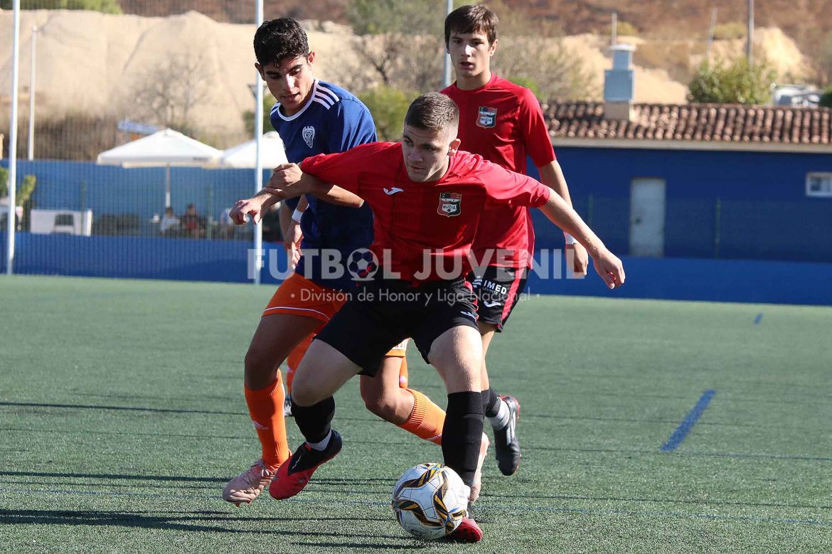 CRÓNICA LN8. Sorpresas en la primera jornada